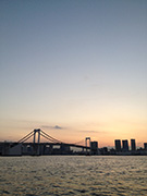 空と海と