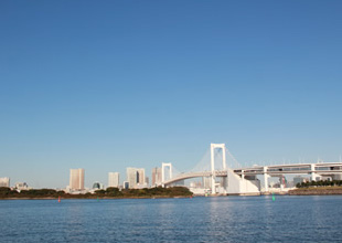 2012年7月 お台場の海　東京の空の画像